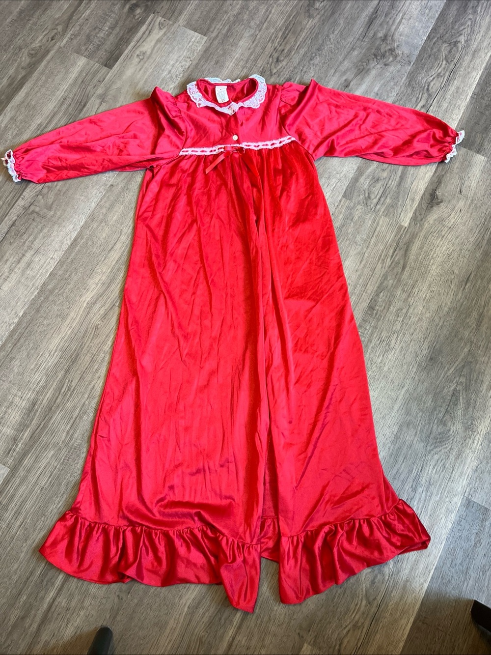 Girls' Laura Dare Red Long-Sleeve Nightgown/Robe with Lace Trim 10